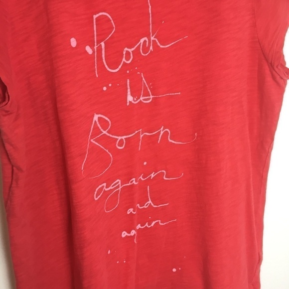 GAP Graphic T-shirt Size Large - Picture 3 of 8